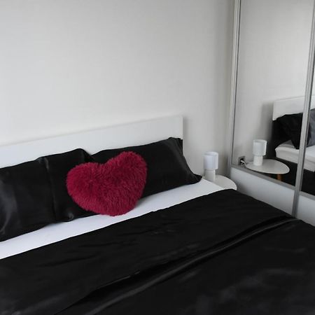 Api Apartment Загреб Екстериор снимка
