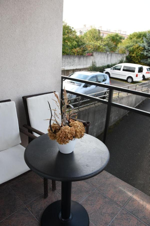 Api Apartment Загреб Екстериор снимка